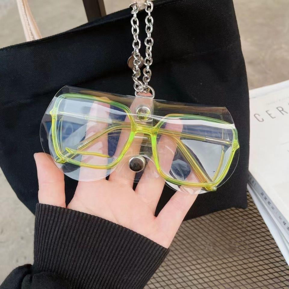 Wholesale Chain Portable Pocket Bag Transparent Waterproof Glasses Case